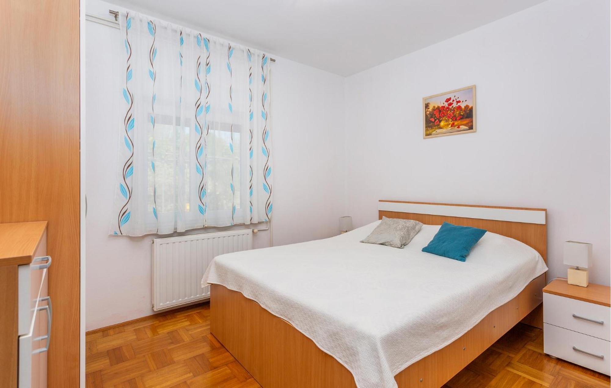 Stunning Apartment In Krk With Kitchen 克尔克 外观 照片
